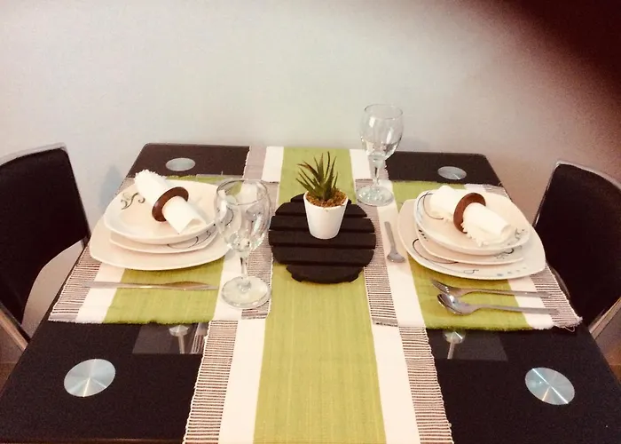 Fully Furnished マニラ市